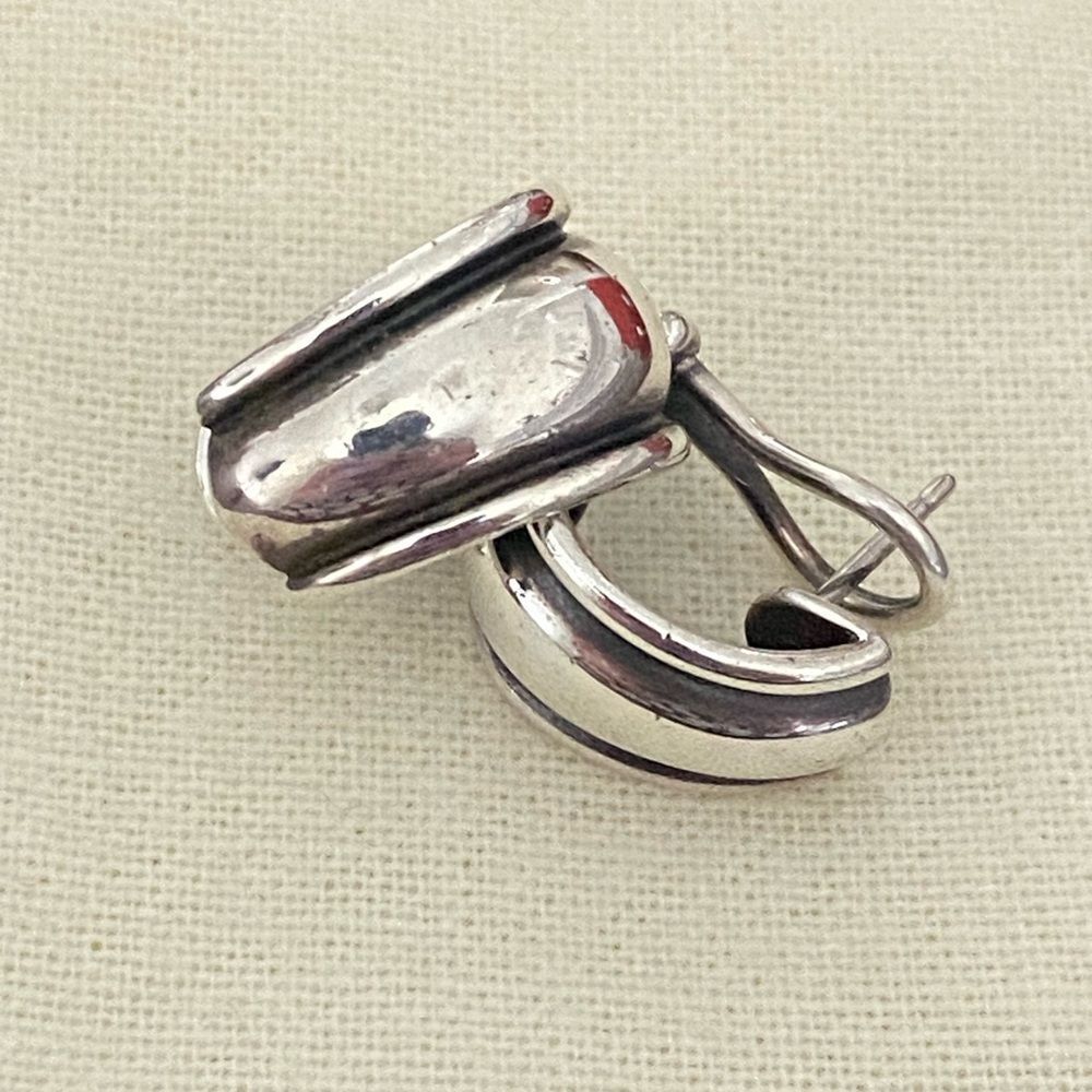 James Avery Retired Christina French Clip Earrings - Picture 2 of 4
